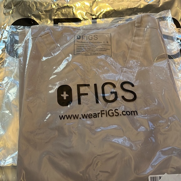 Figs Boulder Small Casma Scrub top - Picture 3 of 4